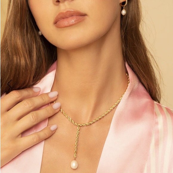 Leeada Bryn Pearl Lariat Necklace - Picture 1 of 3